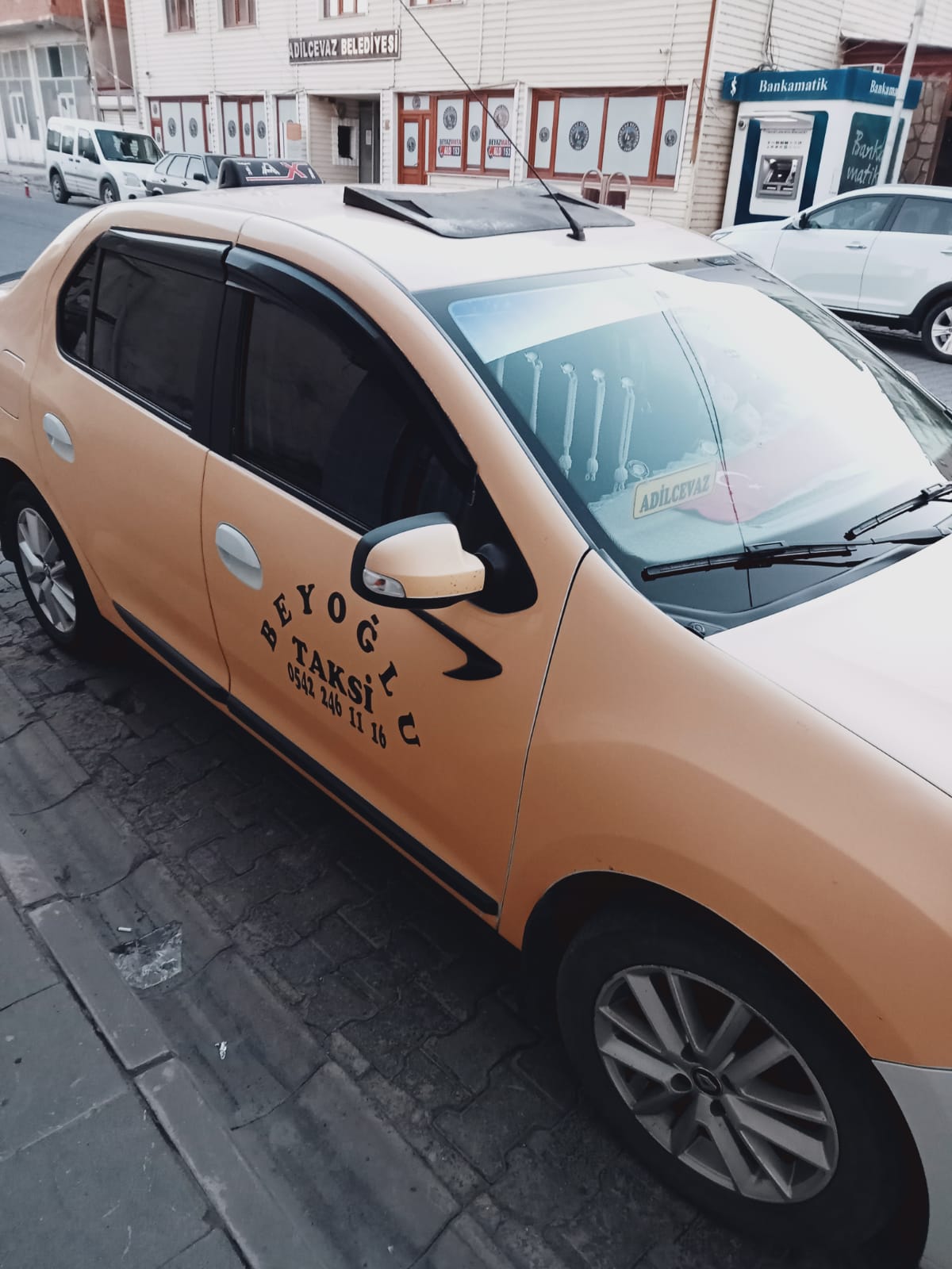 Beyoğlu Taksi - Engin Akçura